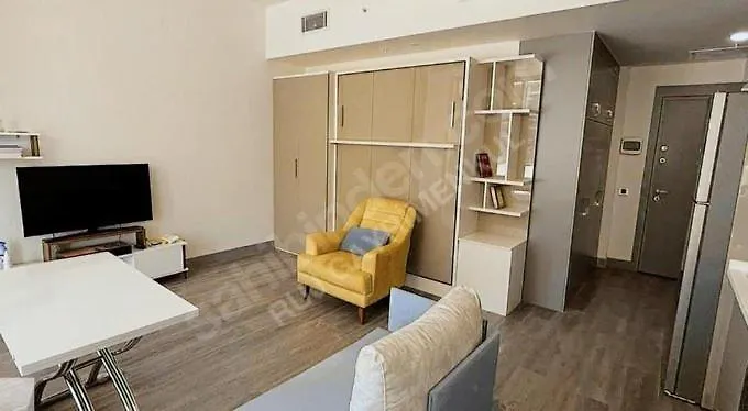 Appartement Wonderfully Located Seaside Residence 3 Minutes To Metro Istanboel Turkije