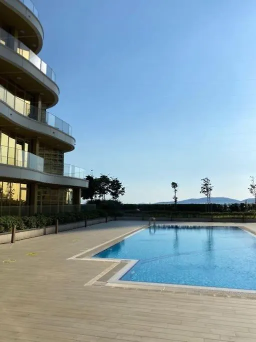 Wonderfully Located Seaside Residence 3 Minutes To Metro Istanbul Turkey