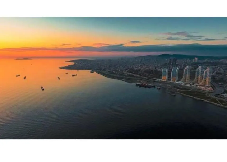 Wonderfully Located Seaside Residence 3 Minutes To Metro Istanbul Turkey