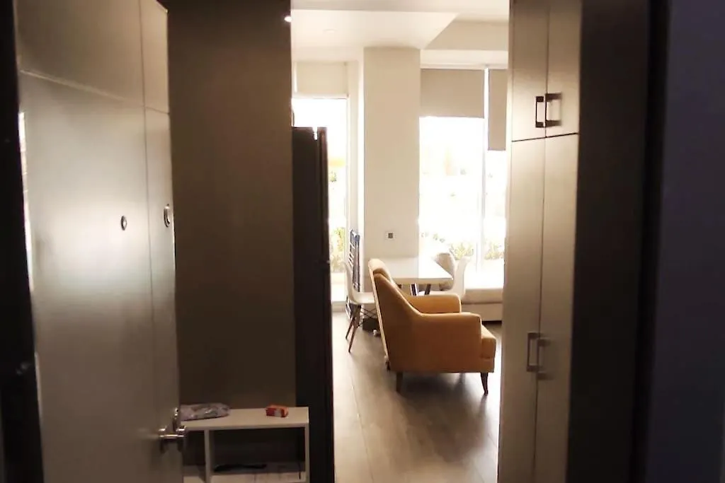 Wonderfully Located Seaside Residence 3 Minutes To Metro Istanbul Apartment